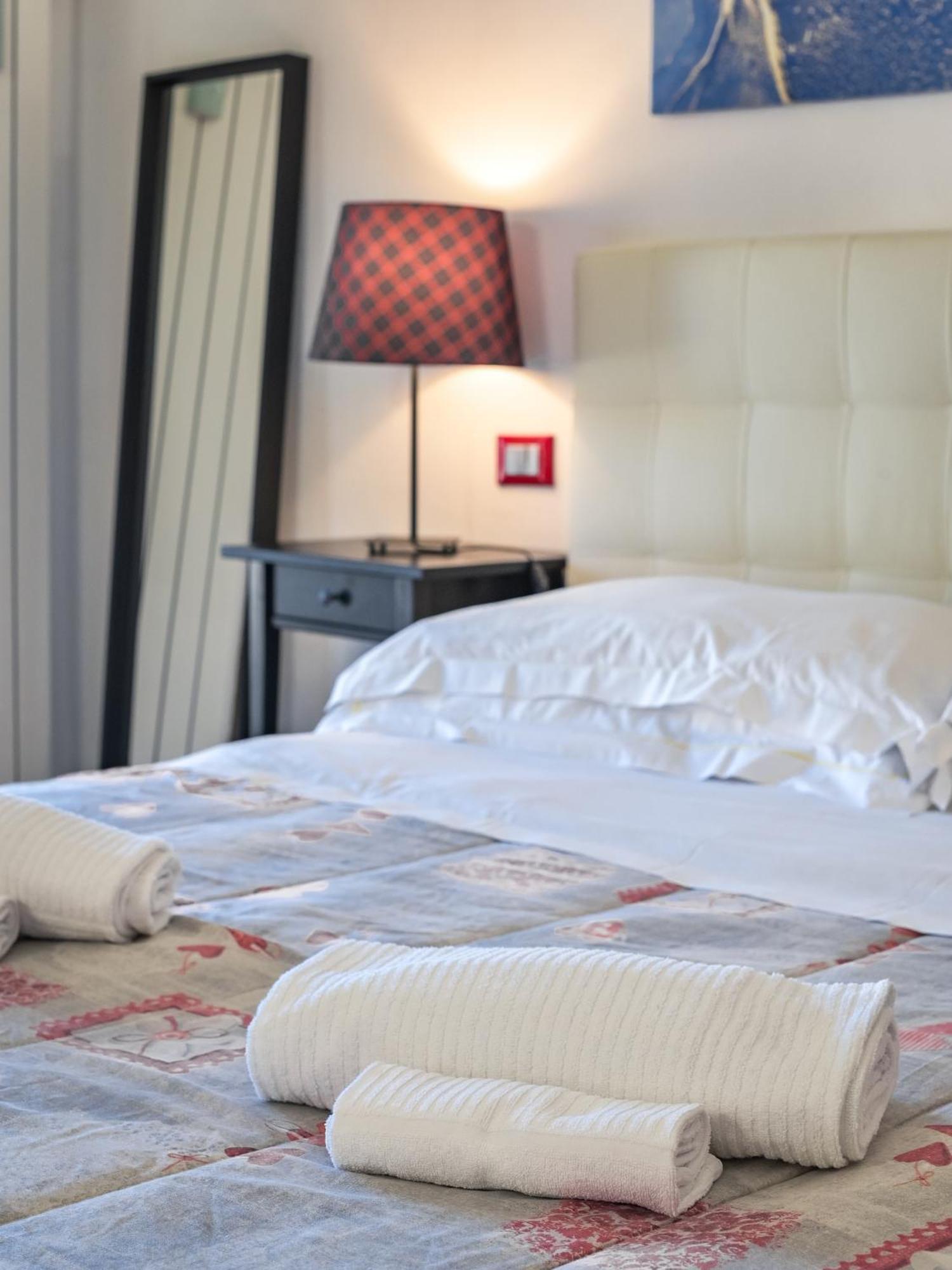 Lovely Room On Rooftops - Genovainrelax Экстерьер фото